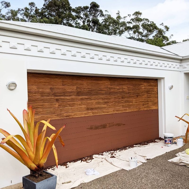 Garage Door Painting services in Wagga Wagga, New South Wales